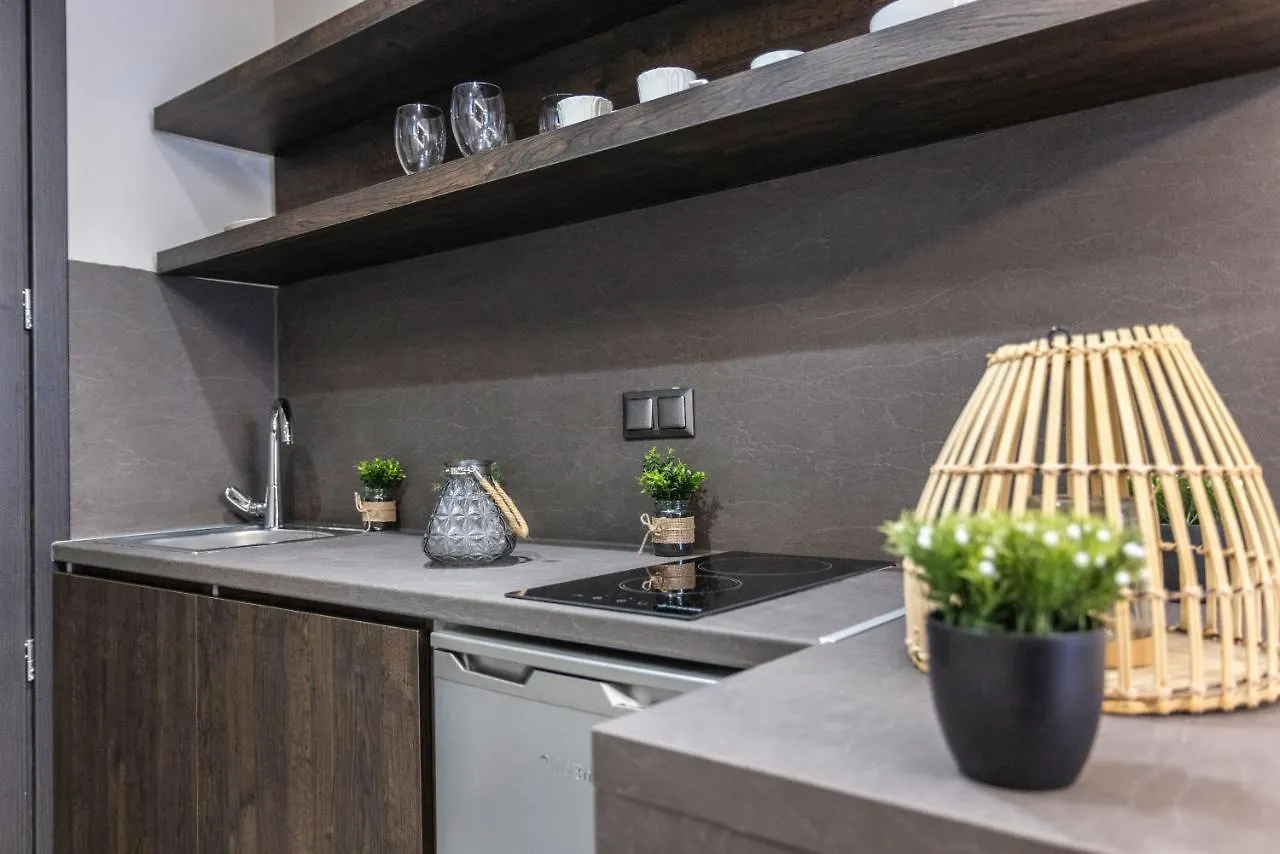 Evitel Luxury Living Aparthotel Hanioti 3*,