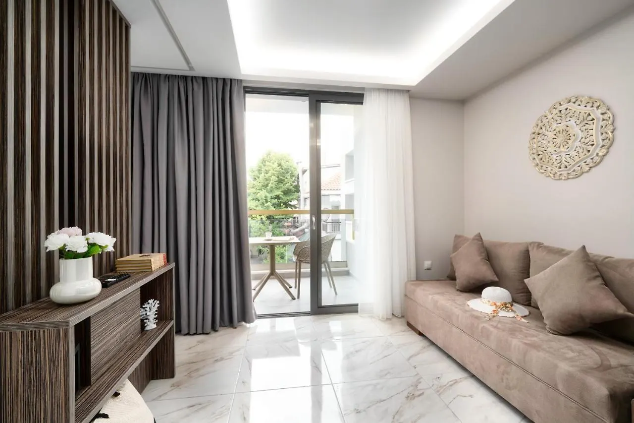 Evitel Luxury Living Aparthotel Hanioti 3*,