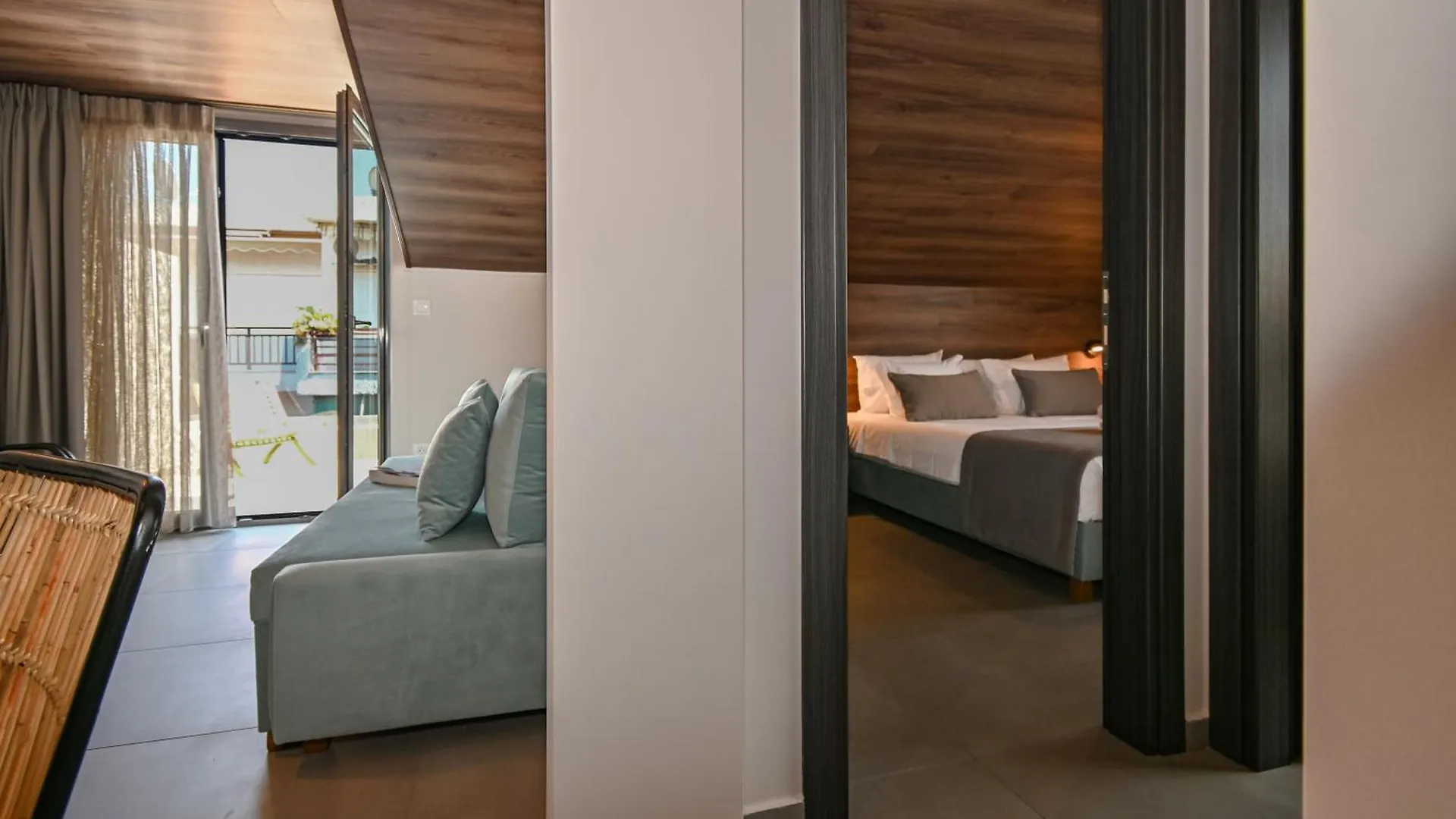 Evitel Luxury Living Aparthotel Hanioti