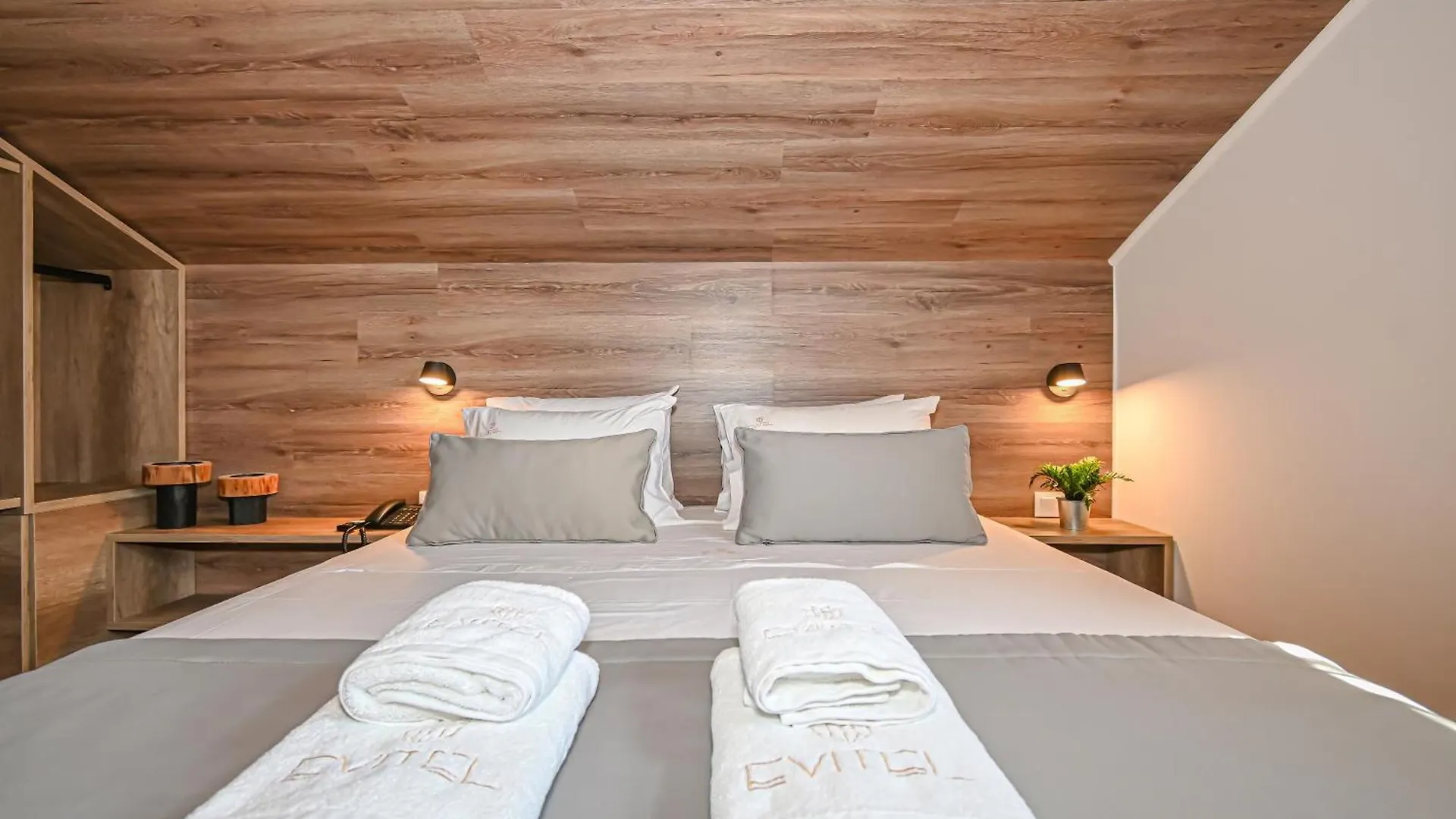 Evitel Luxury Living Aparthotel Hanioti