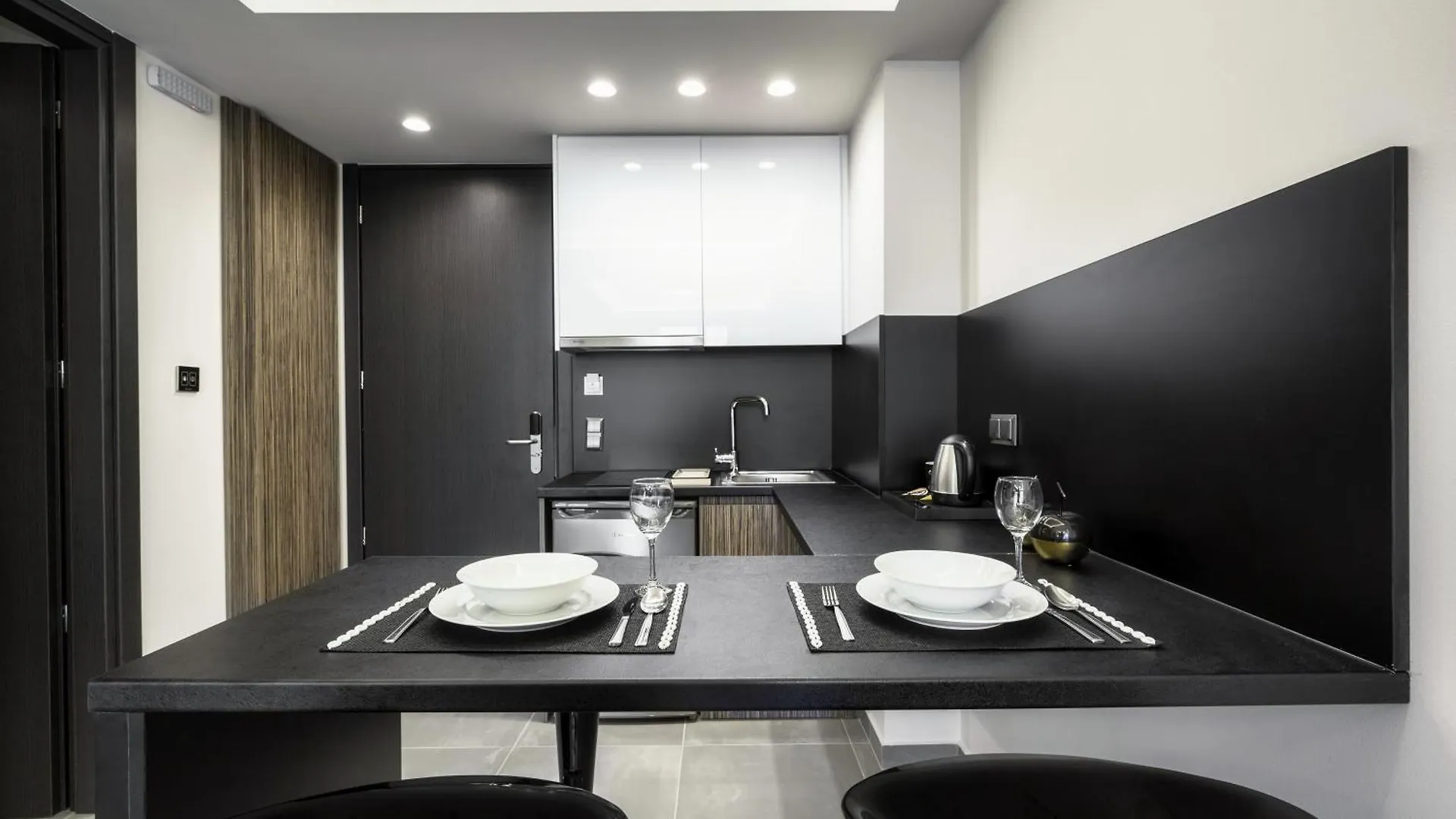 Evitel Luxury Living Aparthotel Hanioti Grekland