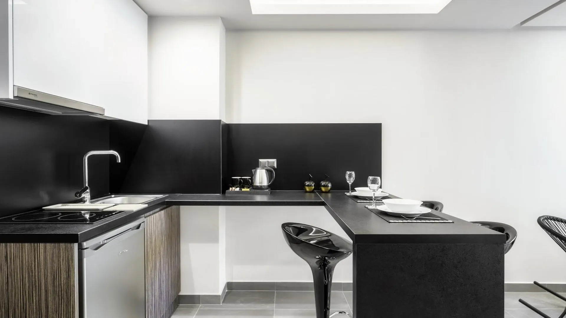 Evitel Luxury Living Aparthotel Hanioti