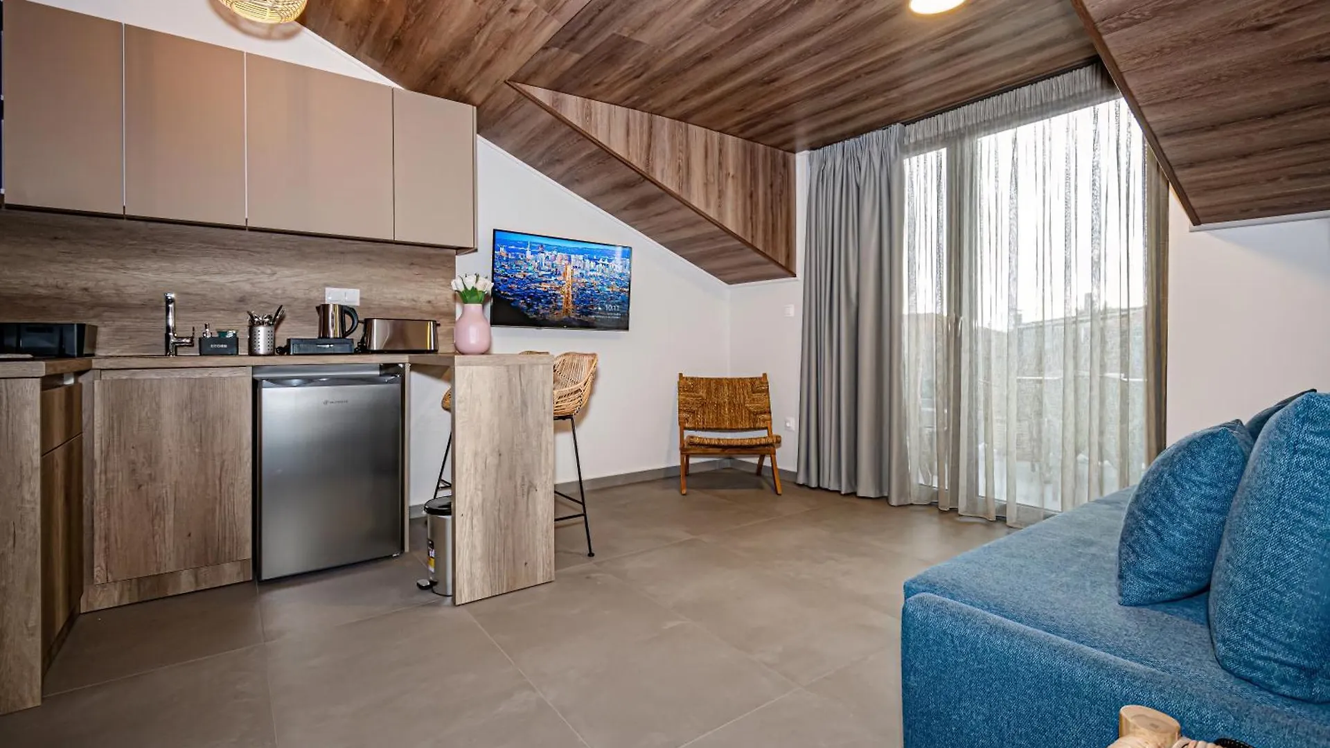Evitel Luxury Living Aparthotel Hanioti